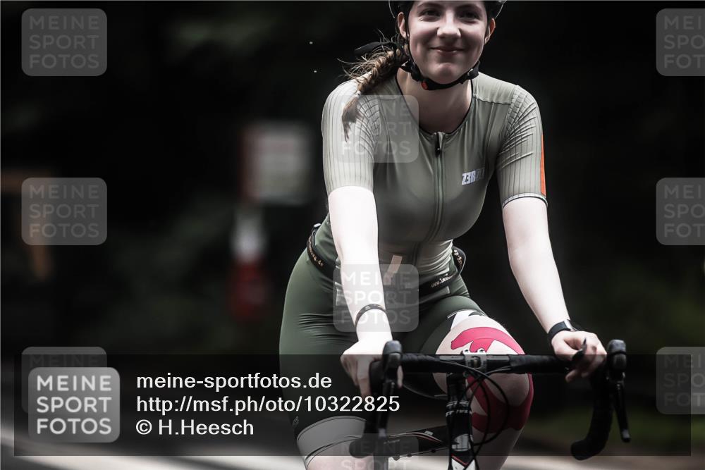 13.09.2026 - Stadtparktriathlon H.Heesch http://msf.ph/oto/10322825 13.09.2026 13:08:58 Radfahren 1162, 1319, 1397 meine-sportfotos.de