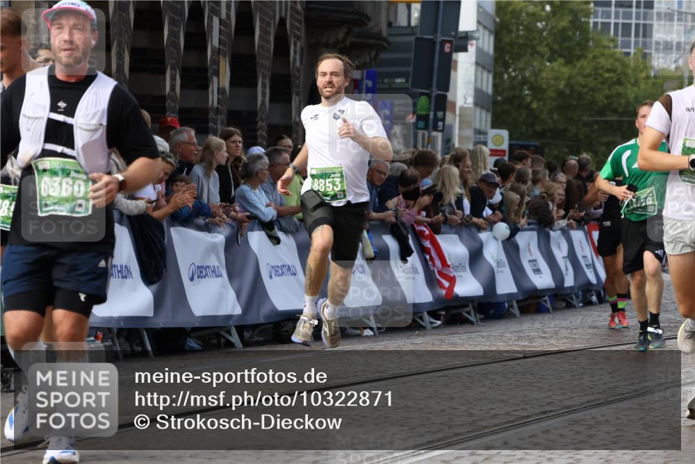 13.09.2026 - 21. swb-Marathon Bremen Strokosch-Dieckow http://msf.ph/oto/10322871 13.09.2026 13:24:51 Ziel 789, 790, 1582, 3375, 3524, 3994, 4000, 5328, 5572, 5668, 5669, 5929, 5953, 6080, 7156, 7568, 8310, 8636, 8784, 8881, 9264, 9541, 9573, 9676, 10069, 10071, 10097, 972, 1080, 1264, 2322, 2761, 3105, 4091, 4113, 4507, 4918, 4973, 6079, 6360, 6544, 6943, 7409, 7854, 8245, 9073, 9152, 9360 meine-sportfotos.de