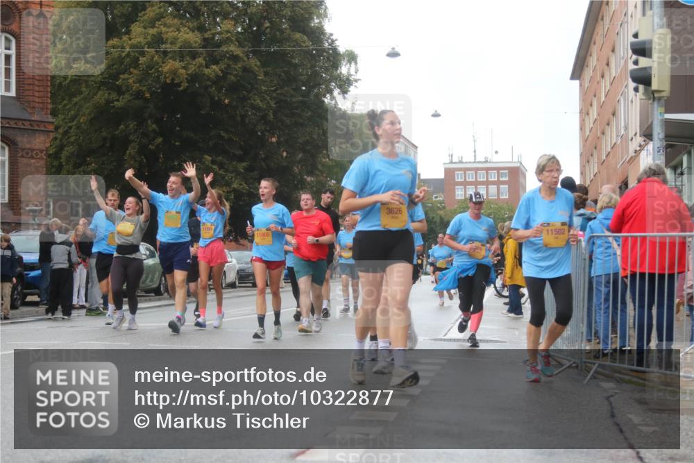 13.09.2026 - Kiel Lauf Markus Tischler http://msf.ph/oto/10322877 13.09.2026 10:58:34 Fleethörn 11581, 11805, 3626, 11502 meine-sportfotos.de