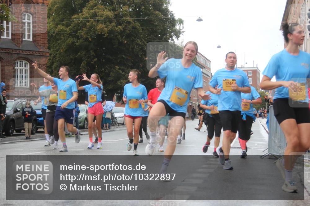 13.09.2026 - Kiel Lauf Markus Tischler http://msf.ph/oto/10322897 13.09.2026 10:58:35 Fleethörn 2, 11581, 11805, 1744, 8576 meine-sportfotos.de