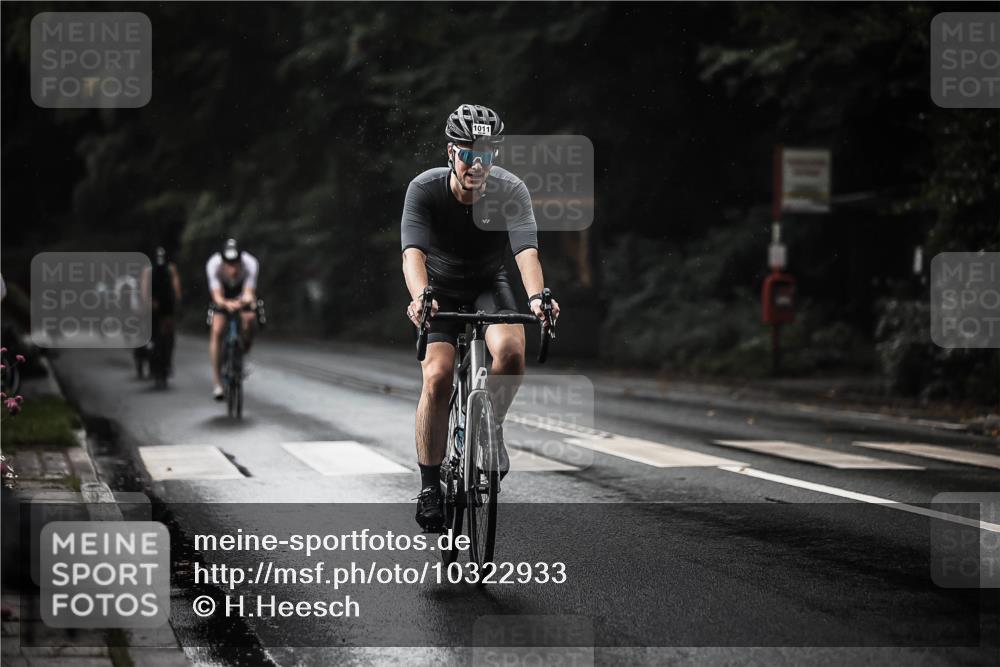 13.09.2026 - Stadtparktriathlon H.Heesch http://msf.ph/oto/10322933 13.09.2026 12:00:00 Radfahren 751, 834, 895, 975, 983, 1011, 1067 meine-sportfotos.de