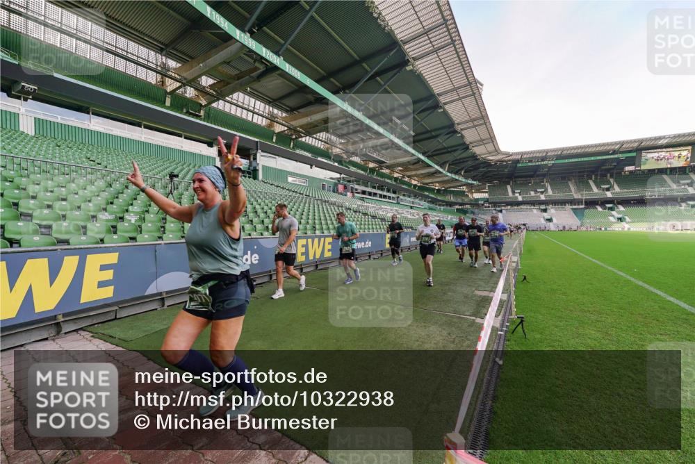 13.09.2026 - 21. swb-Marathon Bremen Michael Burmester http://msf.ph/oto/10322938 13.09.2026 13:24:30 Laufen im Stadion 137, 182, 213, 294, 324, 434, 505, 533, 548, 609, 708, 721, 723, 739, 743, 752, 1273, 1331, 1463, 1471, 1491, 1504, 1515, 1597, 1598, 1830, 1944, 2059, 2095, 2211, 2252, 2267, 2271, 2286, 2312, 2323, 2354, 2445, 2465, 2483, 2495, 2497, 2503, 2506, 2554, 2571, 2644, 2768, 2776, 2833, 2896, 2936, 2968, 3005, 3142, 3211, 3252, 3282, 3288, 3289, 3292, 3298, 3306, 3312, 3364, 3381, 3390, 3395, 3423, 3447, 3559, 3727, 3770, 3819, 4231, 4466, 4467 meine-sportfotos.de