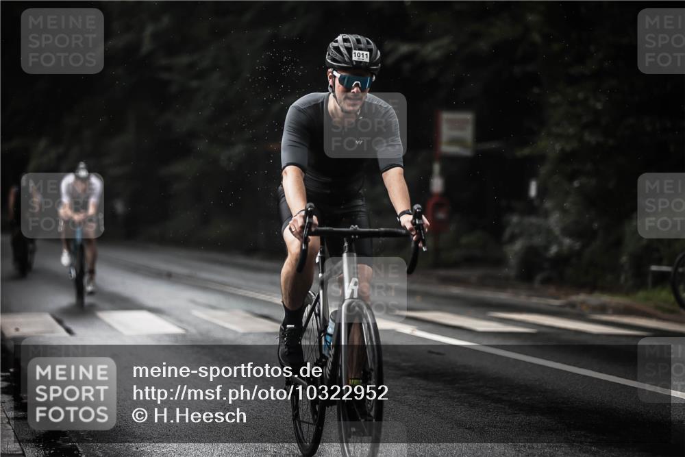 13.09.2026 - Stadtparktriathlon H.Heesch http://msf.ph/oto/10322952 13.09.2026 12:00:00 Radfahren 751, 834, 895, 975, 983, 1011, 1067 meine-sportfotos.de