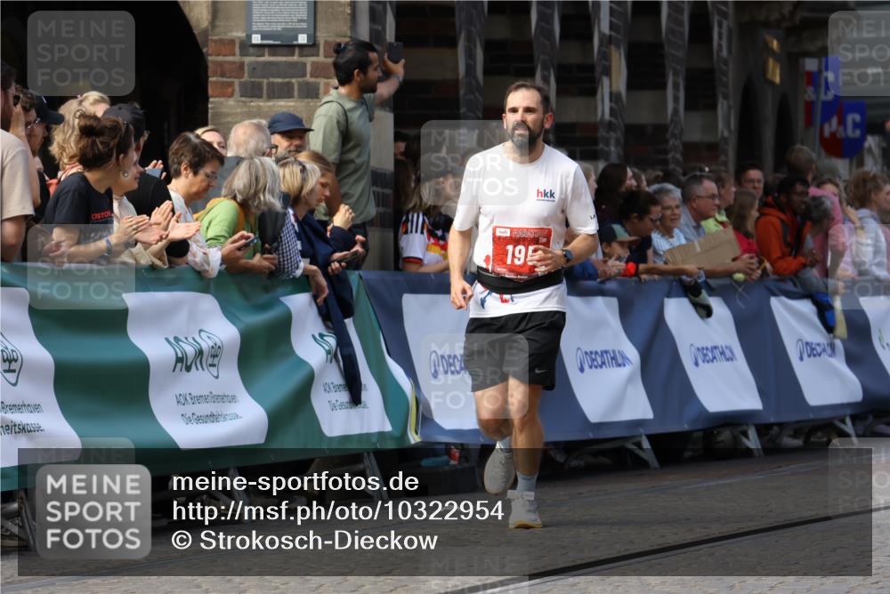 13.09.2026 - 21. swb-Marathon Bremen Strokosch-Dieckow http://msf.ph/oto/10322954 13.09.2026 13:10:04 Ziel 195, 567, 1723, 1975, 2750, 4473, 4782, 8835, 9241, 9277, 9804, 957, 8064 meine-sportfotos.de