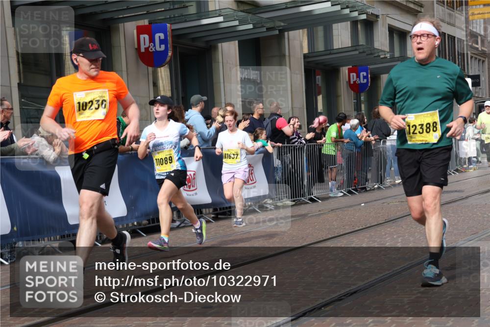 13.09.2026 - 21. swb-Marathon Bremen Strokosch-Dieckow http://msf.ph/oto/10322971 13.09.2026 10:59:44 Ziel 10175, 10236, 10691, 10758, 10867, 11054, 11071, 11158, 11159, 11160, 11250, 11259, 11427, 11445, 11453, 11524, 11525, 11528, 11587, 11588, 11589, 11637, 11879, 11904, 11907, 12123, 12238, 12239, 12242, 12243, 12274, 12352, 12388, 10147, 10236, 10355, 10377, 10669, 10745, 10922, 10928, 10929, 11056, 11089, 11151, 11194, 11207, 11419, 11501, 11519, 11594, 11803, 11873, 12138, 12295, 12481 meine-sportfotos.de