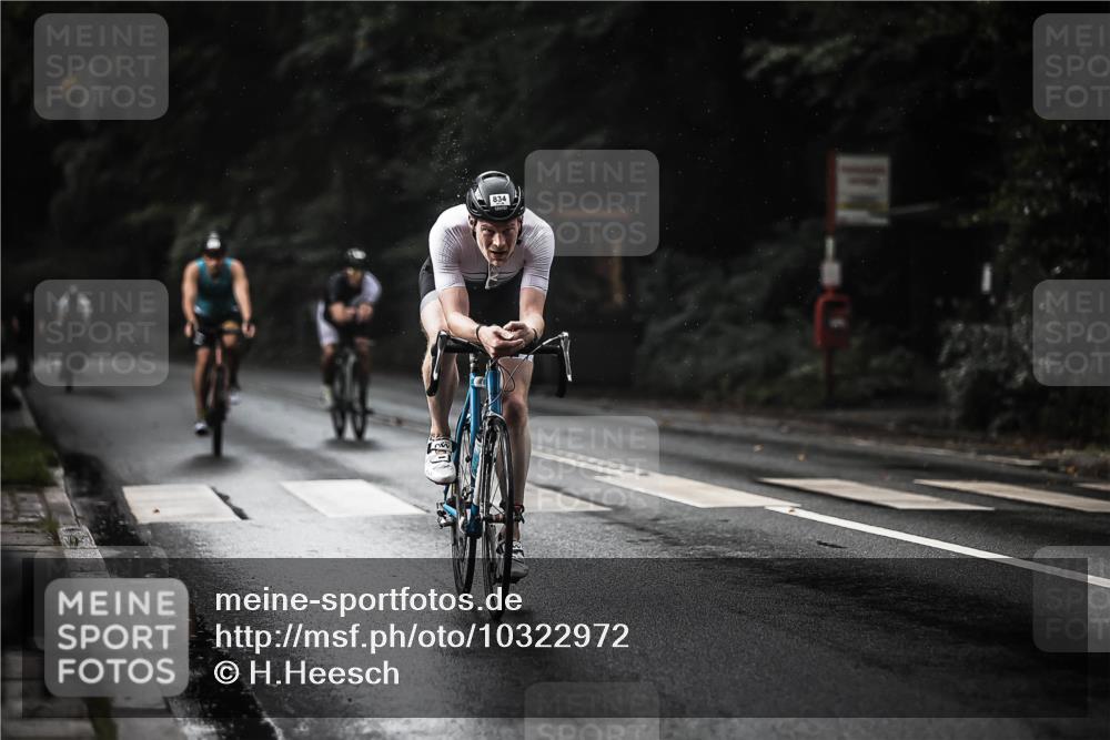 13.09.2026 - Stadtparktriathlon H.Heesch http://msf.ph/oto/10322972 13.09.2026 12:00:01 Radfahren 751, 834, 975, 983, 1011, 1054, 1067 meine-sportfotos.de