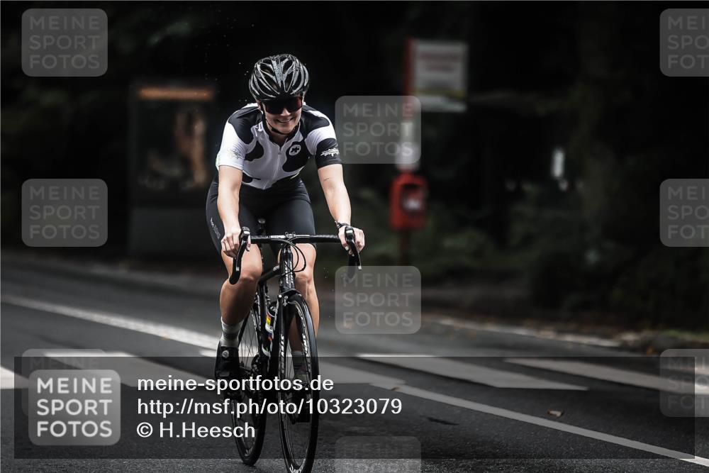 13.09.2026 - Stadtparktriathlon H.Heesch http://msf.ph/oto/10323079 13.09.2026 13:09:26 Radfahren 1189, 1217, 1254, 1288, 1299, 1357, 1362 meine-sportfotos.de