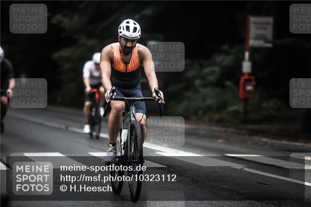13.09.2026 - Stadtparktriathlon H.Heesch http://msf.ph/oto/10323112 13.09.2026 13:09:31 Radfahren 1189, 1243, 1299, 1321, 1357, 1362, 1366 meine-sportfotos.de