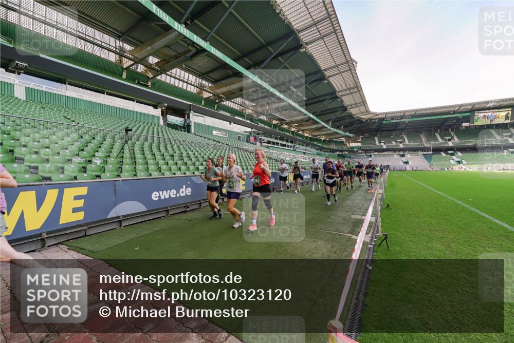 13.09.2026 - 21. swb-Marathon Bremen Michael Burmester http://msf.ph/oto/10323120 13.09.2026 13:24:50 Laufen im Stadion 137, 182, 213, 294, 324, 434, 505, 543, 548, 721, 723, 739, 743, 752, 815, 818, 966, 1273, 1410, 1459, 1463, 1471, 1491, 1504, 1515, 1561, 1597, 1598, 1830, 1944, 1953, 2058, 2059, 2095, 2211, 2252, 2267, 2271, 2286, 2308, 2312, 2323, 2354, 2445, 2465, 2483, 2495, 2497, 2503, 2506, 2554, 2571, 2591, 2644, 2752, 2762, 2768, 2776, 2833, 2878, 2896, 2936, 2968, 2981, 3005, 3142, 3211, 3259, 3282, 3288, 3289, 3292, 3298, 3306, 3312, 3329, 3364, 3381, 3390, 3395, 3770, 4466 meine-sportfotos.de