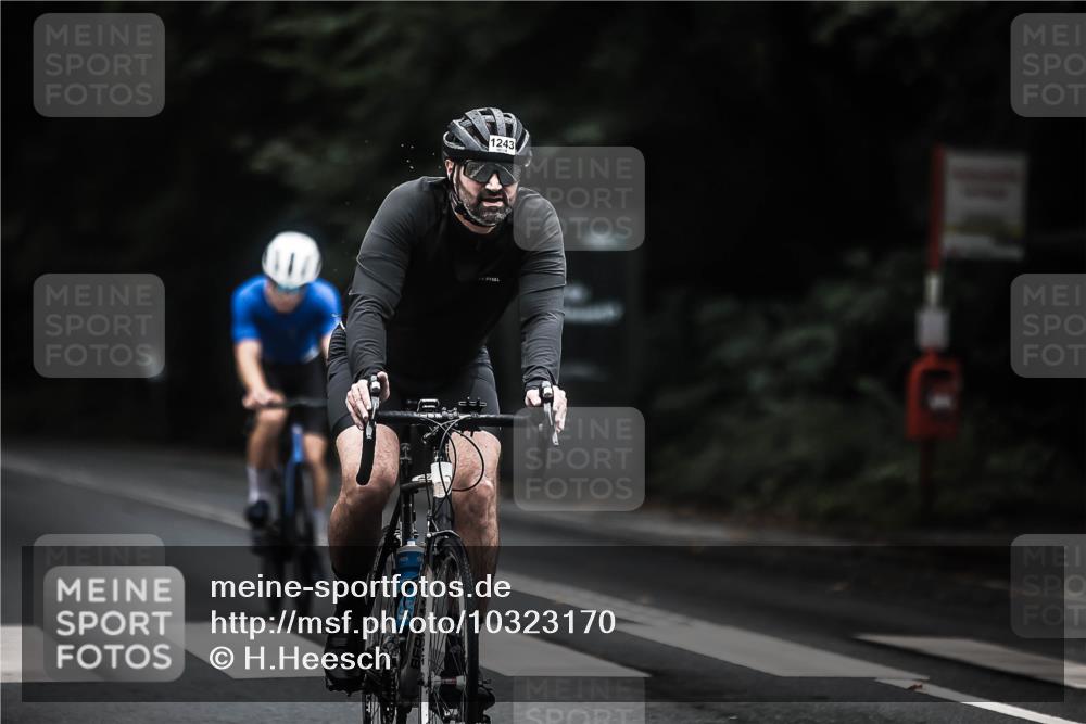 13.09.2026 - Stadtparktriathlon H.Heesch http://msf.ph/oto/10323170 13.09.2026 13:09:33 Radfahren 1189, 1243, 1299, 1321, 1357, 1366, 1368 meine-sportfotos.de