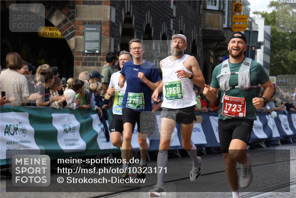 13.09.2026 - 21. swb-Marathon Bremen Strokosch-Dieckow http://msf.ph/oto/10323171 13.09.2026 13:10:19 Ziel 538, 567, 623, 1723, 1975, 2020, 4781, 5627, 8835, 9277, 9804, 9817, 604, 640, 1277, 2605, 3959, 5532, 5620, 6267, 7881, 8033, 8709 meine-sportfotos.de