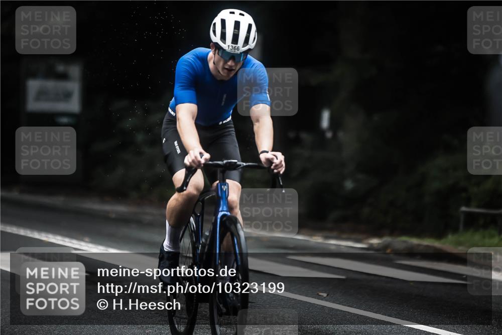 13.09.2026 - Stadtparktriathlon H.Heesch http://msf.ph/oto/10323199 13.09.2026 13:09:35 Radfahren 1189, 1243, 1299, 1321, 1357, 1366, 1368 meine-sportfotos.de