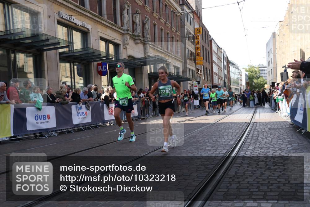 13.09.2026 - 21. swb-Marathon Bremen Strokosch-Dieckow http://msf.ph/oto/10323218 13.09.2026 13:18:57 Ziel 189, 666, 1599, 2007, 2390, 2423, 2535, 3182, 3508, 4319, 4819, 4857, 5172, 5371, 6008, 6137, 6633, 7647, 7686, 7754, 9512, 9552, 9638, 9805, 307, 2324, 2948, 3631, 4120, 4413, 4642, 4916, 5277, 5867, 6310, 6787, 7104, 7154, 7163, 7602, 7791, 8743, 9327, 9833, 13184 meine-sportfotos.de