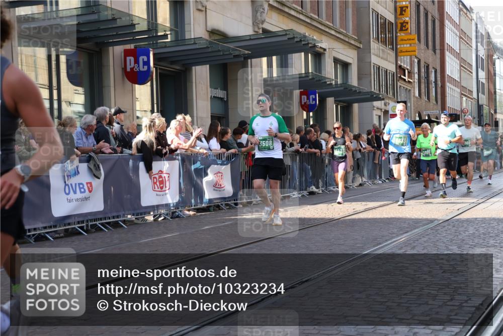 13.09.2026 - 21. swb-Marathon Bremen Strokosch-Dieckow http://msf.ph/oto/10323234 13.09.2026 13:18:57 Ziel 189, 666, 1599, 2007, 2390, 2423, 2535, 3182, 3508, 4319, 4819, 4857, 5172, 5371, 6008, 6137, 6633, 7647, 7686, 7754, 9512, 9552, 9638, 9805, 307, 2324, 2948, 3631, 4120, 4413, 4642, 4916, 5277, 5867, 6310, 6787, 7104, 7154, 7163, 7602, 7791, 8743, 9327, 9833, 13184 meine-sportfotos.de