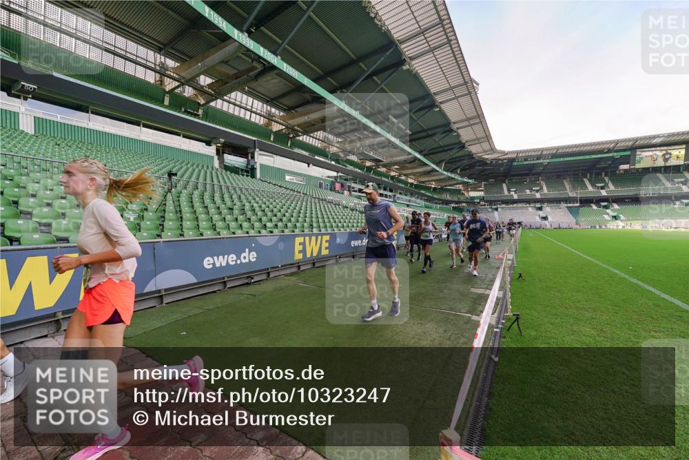 13.09.2026 - 21. swb-Marathon Bremen Michael Burmester http://msf.ph/oto/10323247 13.09.2026 13:24:59 Laufen im Stadion 137, 182, 213, 294, 324, 505, 543, 548, 721, 723, 739, 743, 752, 815, 818, 966, 1273, 1410, 1443, 1459, 1463, 1471, 1491, 1504, 1515, 1561, 1597, 1598, 1830, 1944, 1953, 2058, 2059, 2095, 2211, 2252, 2267, 2271, 2286, 2298, 2308, 2312, 2323, 2354, 2445, 2465, 2483, 2495, 2497, 2503, 2506, 2554, 2571, 2591, 2644, 2752, 2762, 2768, 2776, 2833, 2878, 2896, 2936, 2968, 2981, 3005, 3142, 3211, 3259, 3282, 3288, 3289, 3298, 3306, 3312, 3329, 3364, 3381, 3390, 3395 meine-sportfotos.de