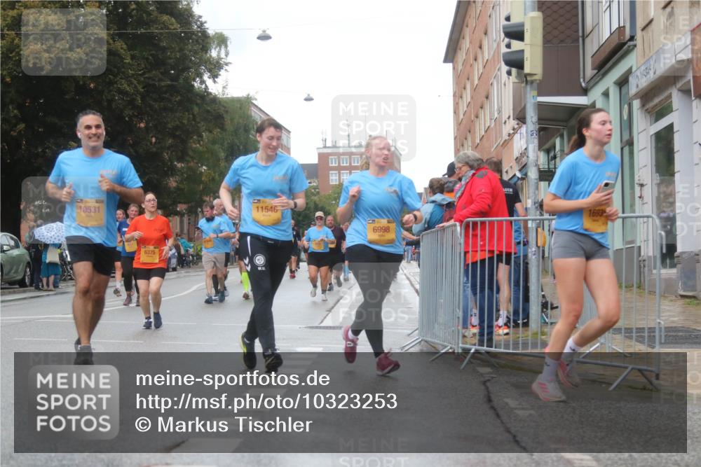13.09.2026 - Kiel Lauf Markus Tischler http://msf.ph/oto/10323253 13.09.2026 10:59:41 Fleethörn 10531, 6375, 3, 11546, 6998, 1693 meine-sportfotos.de
