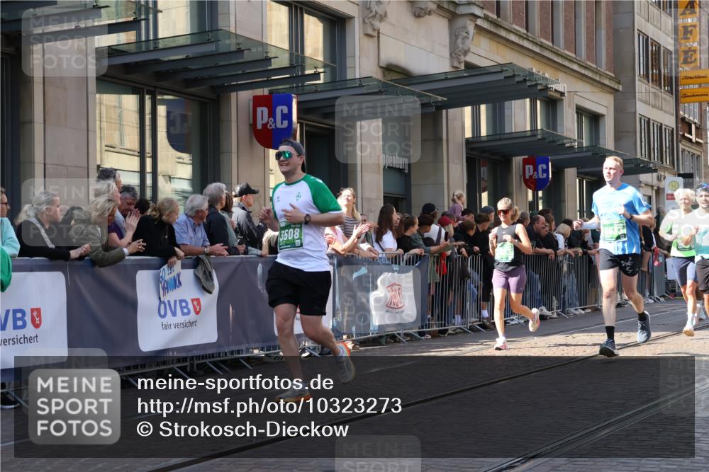 13.09.2026 - 21. swb-Marathon Bremen Strokosch-Dieckow http://msf.ph/oto/10323273 13.09.2026 13:18:58 Ziel 189, 666, 1599, 2007, 2390, 2423, 2535, 3182, 3508, 4319, 4819, 4857, 5172, 5371, 6008, 6137, 6633, 7647, 7686, 7754, 7945, 9512, 9552, 9638, 9805, 307, 2324, 2948, 3631, 4120, 4642, 4916, 5277, 5867, 6310, 6787, 7104, 7154, 7163, 7602, 7647, 7791, 8743, 9327, 9512, 9833, 13184 meine-sportfotos.de