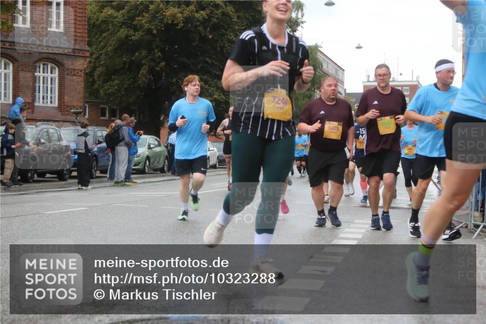 13.09.2026 - Kiel Lauf Markus Tischler http://msf.ph/oto/10323288 13.09.2026 10:59:50 Fleethörn 7244, 5479, 4648, 15, 1425 meine-sportfotos.de