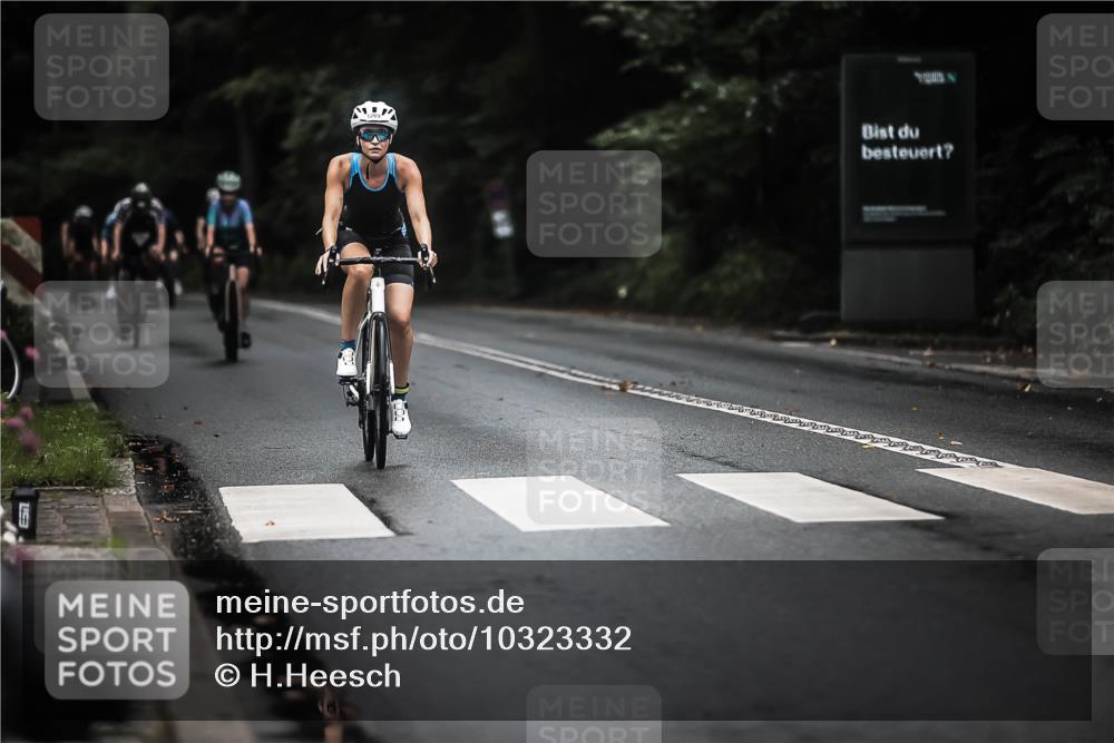 13.09.2026 - Stadtparktriathlon H.Heesch http://msf.ph/oto/10323332 13.09.2026 13:09:44 Radfahren 1209, 1273, 1280, 1368, 1387 meine-sportfotos.de