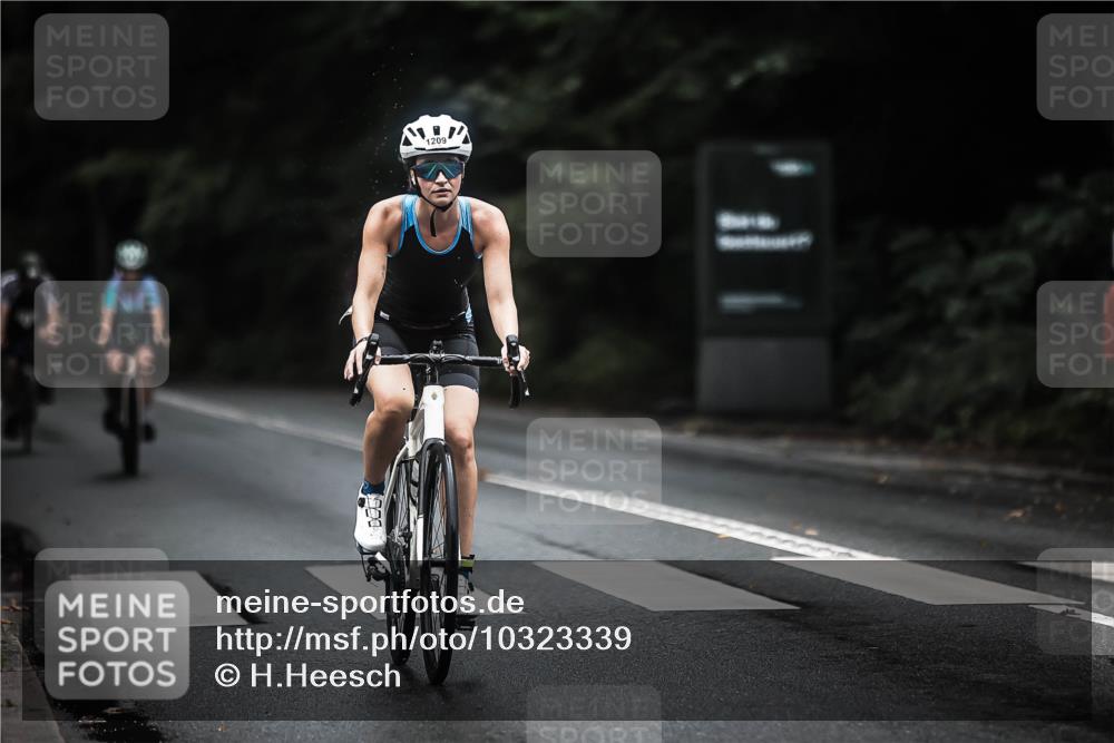 13.09.2026 - Stadtparktriathlon H.Heesch http://msf.ph/oto/10323339 13.09.2026 13:09:45 Radfahren 1209, 1248, 1273, 1280, 1367, 1368, 1387 meine-sportfotos.de