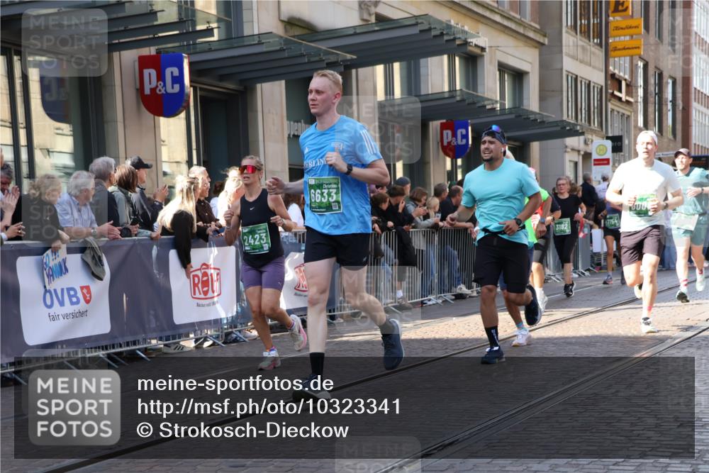 13.09.2026 - 21. swb-Marathon Bremen Strokosch-Dieckow http://msf.ph/oto/10323341 13.09.2026 13:19:00 Ziel 189, 666, 1599, 2007, 2390, 2423, 2535, 3182, 3508, 4319, 4455, 4819, 4857, 5172, 5371, 6008, 6137, 6633, 7268, 7686, 7754, 7945, 8153, 9552, 9638, 9805, 307, 2007, 4120, 4916, 5277, 5867, 6310, 6787, 7104, 7154, 7163, 7602, 7647, 7686, 7791, 8743, 9327, 9512, 9833, 13184 meine-sportfotos.de