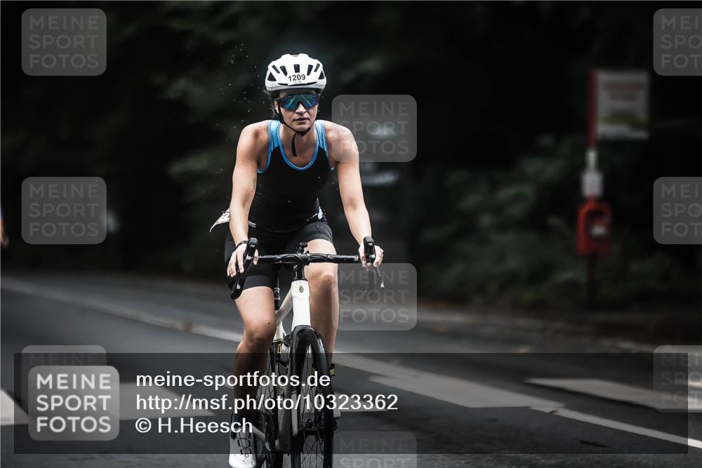 13.09.2026 - Stadtparktriathlon H.Heesch http://msf.ph/oto/10323362 13.09.2026 13:09:45 Radfahren 1209, 1248, 1273, 1280, 1367, 1368, 1387 meine-sportfotos.de