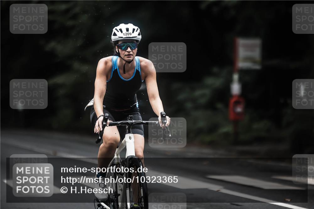 13.09.2026 - Stadtparktriathlon H.Heesch http://msf.ph/oto/10323365 13.09.2026 13:09:45 Radfahren 1209, 1248, 1273, 1280, 1367, 1368, 1387 meine-sportfotos.de