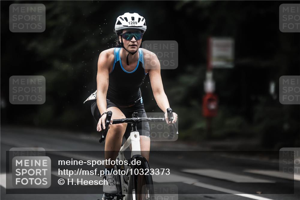 13.09.2026 - Stadtparktriathlon H.Heesch http://msf.ph/oto/10323373 13.09.2026 13:09:45 Radfahren 1209, 1248, 1273, 1280, 1367, 1368, 1387 meine-sportfotos.de