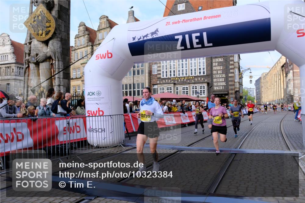 13.09.2026 - 21. swb-Marathon Bremen Tim E. http://msf.ph/oto/10323384 13.09.2026 10:59:46 Ziel 10147, 10377, 10745, 10922, 11151, 11207, 11500, 11519, 11594, 11873, 12267, 12295, 12481, 12527, 12537 meine-sportfotos.de