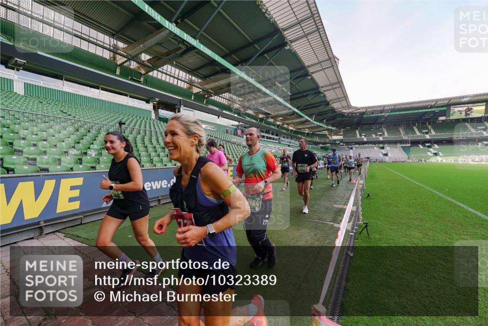 13.09.2026 - 21. swb-Marathon Bremen Michael Burmester http://msf.ph/oto/10323389 13.09.2026 13:25:13 Laufen im Stadion 137, 182, 213, 294, 324, 505, 530, 543, 548, 645, 721, 723, 739, 743, 752, 815, 818, 966, 1273, 1283, 1410, 1443, 1459, 1463, 1471, 1487, 1491, 1504, 1515, 1561, 1597, 1744, 1828, 1830, 1944, 1953, 2058, 2059, 2095, 2211, 2252, 2267, 2271, 2298, 2308, 2312, 2323, 2354, 2382, 2384, 2465, 2483, 2497, 2503, 2506, 2554, 2571, 2591, 2644, 2752, 2762, 2776, 2833, 2878, 2896, 2981, 3005, 3062, 3097, 3142, 3172, 3211, 3259, 3288, 3289, 3298, 3306, 3312, 3329, 3381, 3390 meine-sportfotos.de