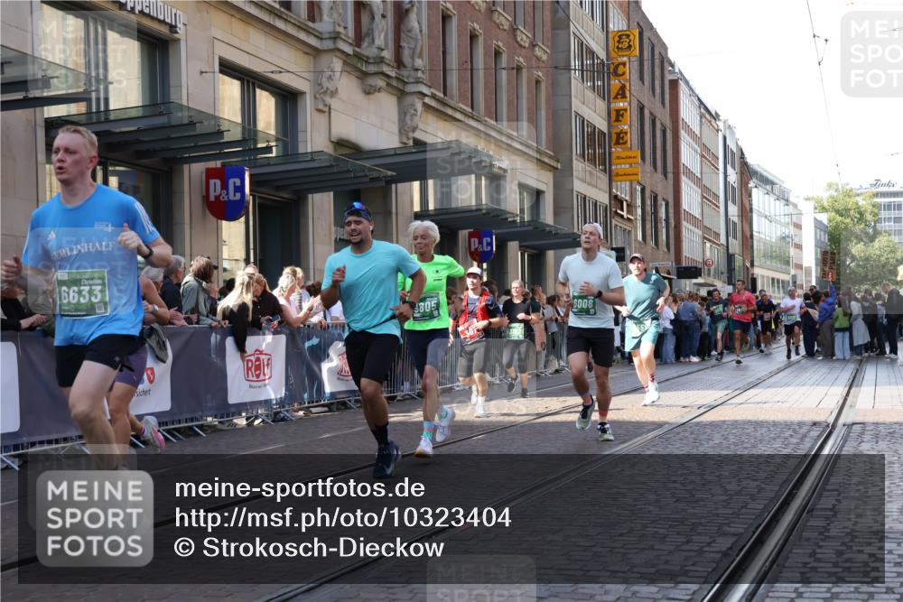 13.09.2026 - 21. swb-Marathon Bremen Strokosch-Dieckow http://msf.ph/oto/10323404 13.09.2026 13:19:00 Ziel 189, 666, 1599, 2007, 2390, 2423, 2535, 3182, 3508, 4319, 4455, 4819, 4857, 5172, 5371, 6008, 6137, 6633, 7268, 7686, 7754, 7945, 8153, 9552, 9638, 9805, 307, 2007, 4120, 4916, 5277, 5867, 6310, 6787, 7104, 7154, 7163, 7602, 7647, 7686, 7791, 8743, 9327, 9512, 9833, 13184 meine-sportfotos.de