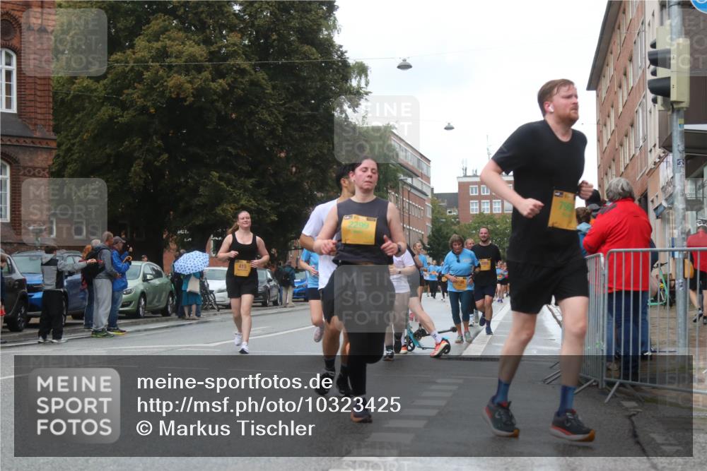 13.09.2026 - Kiel Lauf Markus Tischler http://msf.ph/oto/10323425 13.09.2026 11:00:07 Fleethörn 1, 300, 415, 2299, 108 meine-sportfotos.de