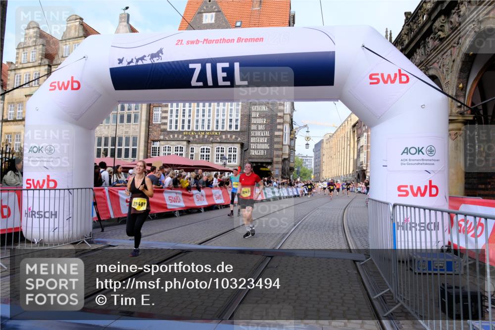 13.09.2026 - 21. swb-Marathon Bremen Tim E. http://msf.ph/oto/10323494 13.09.2026 10:59:48 Ziel 10147, 10377, 10745, 10922, 11151, 11207, 11519, 11594, 11873, 12267, 12295, 12481, 12527 meine-sportfotos.de