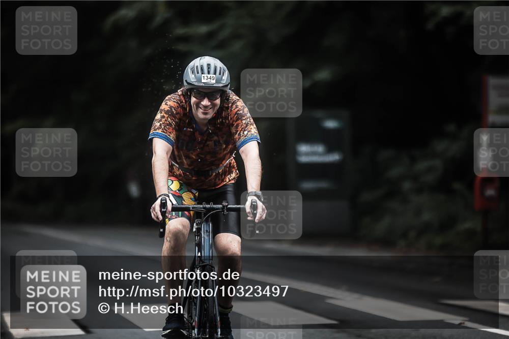 13.09.2026 - Stadtparktriathlon H.Heesch http://msf.ph/oto/10323497 13.09.2026 13:09:59 Radfahren 1232, 1314, 1325, 1329, 1349, 1382 meine-sportfotos.de