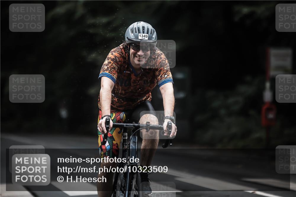 13.09.2026 - Stadtparktriathlon H.Heesch http://msf.ph/oto/10323509 13.09.2026 13:10:00 Radfahren 1232, 1314, 1325, 1329, 1349, 1382 meine-sportfotos.de