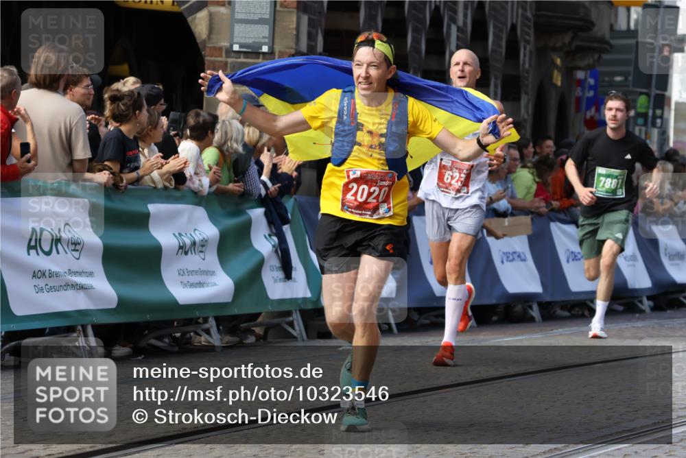 13.09.2026 - 21. swb-Marathon Bremen Strokosch-Dieckow http://msf.ph/oto/10323546 13.09.2026 13:10:28 Ziel 538, 623, 957, 2020, 4781, 5627, 8064, 9817, 1181, 1554, 2347, 2605, 4727, 5066, 5152, 5620, 5648, 6267, 7881 meine-sportfotos.de