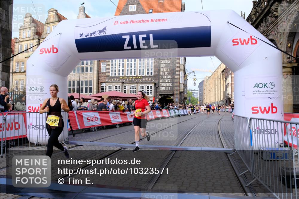 13.09.2026 - 21. swb-Marathon Bremen Tim E. http://msf.ph/oto/10323571 13.09.2026 10:59:49 Ziel 10147, 10377, 10745, 10922, 11151, 11207, 11519, 11594, 11873, 12267, 12295, 12481, 12527 meine-sportfotos.de