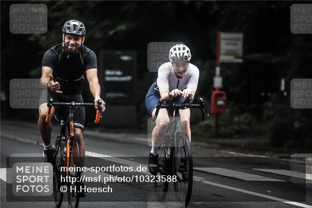 13.09.2026 - Stadtparktriathlon H.Heesch http://msf.ph/oto/10323588 13.09.2026 13:10:15 Radfahren 1229, 1255, 1262, 1375, 1395, 1396 meine-sportfotos.de