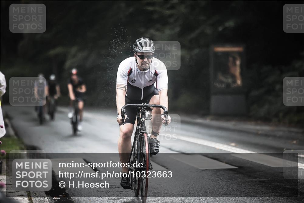 13.09.2026 - Stadtparktriathlon H.Heesch http://msf.ph/oto/10323663 13.09.2026 12:41:04 Radfahren 1160, 1166, 1191, 1205, 1241, 1244, 1308 meine-sportfotos.de