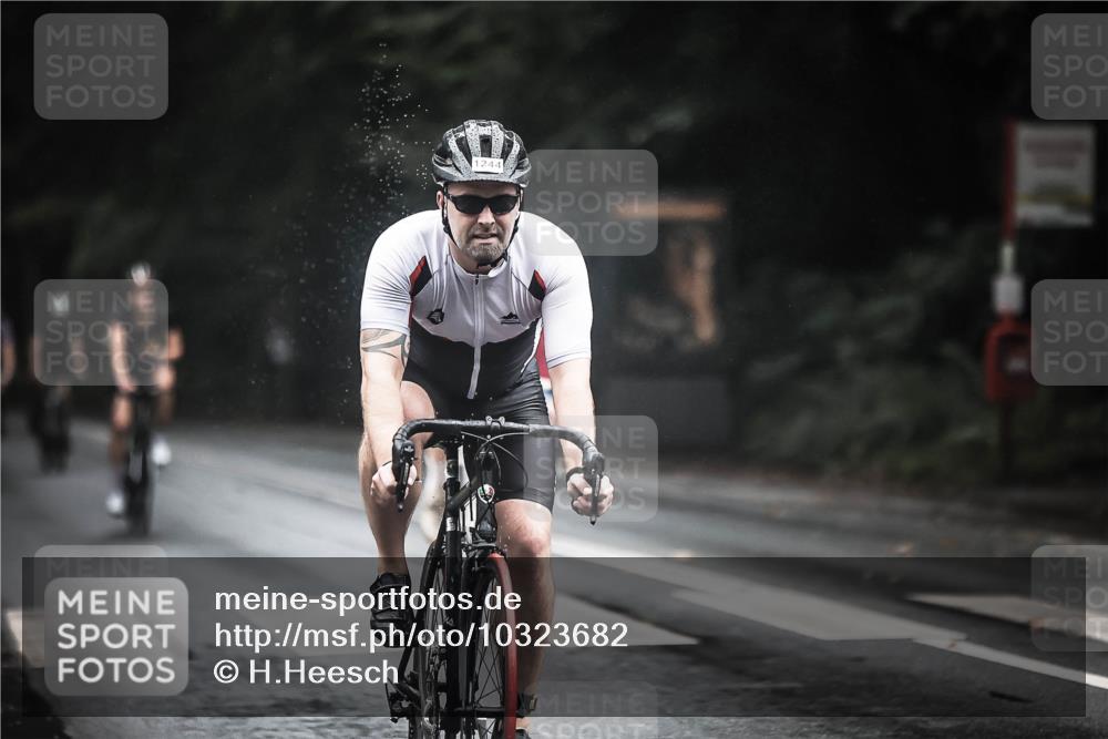 13.09.2026 - Stadtparktriathlon H.Heesch http://msf.ph/oto/10323682 13.09.2026 12:41:04 Radfahren 1160, 1166, 1191, 1205, 1241, 1244, 1308 meine-sportfotos.de