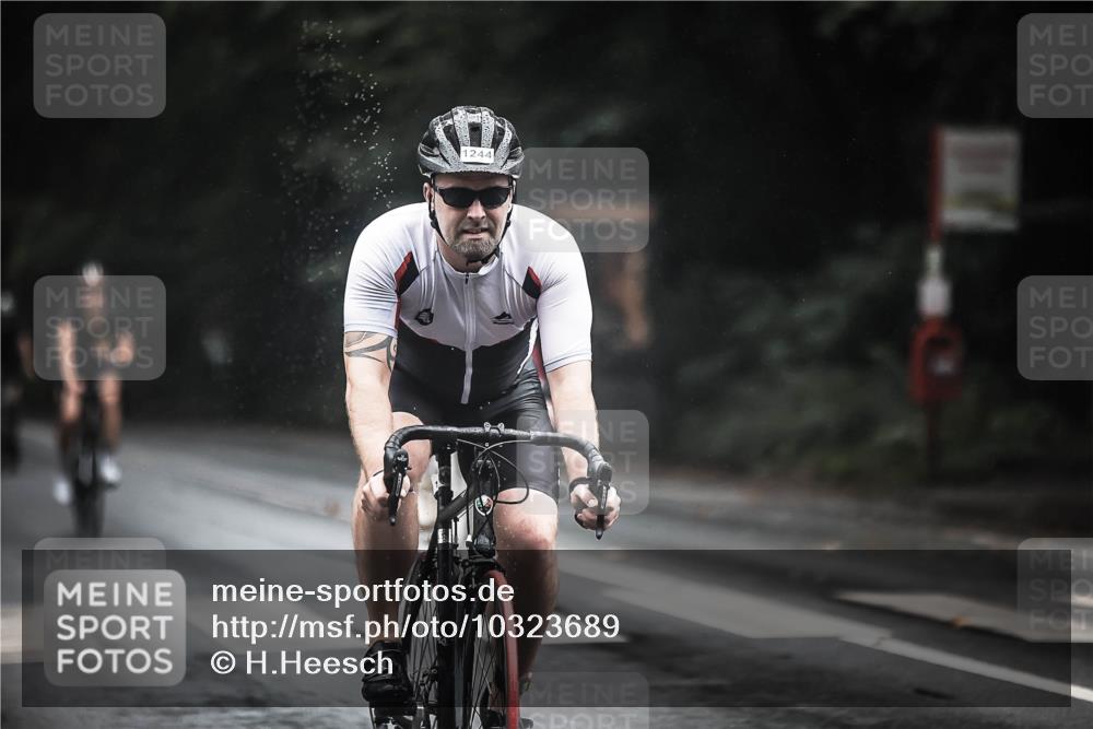 13.09.2026 - Stadtparktriathlon H.Heesch http://msf.ph/oto/10323689 13.09.2026 12:41:04 Radfahren 1160, 1166, 1191, 1205, 1241, 1244, 1308 meine-sportfotos.de