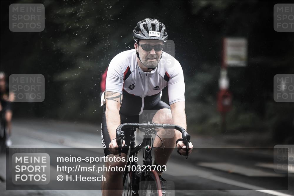 13.09.2026 - Stadtparktriathlon H.Heesch http://msf.ph/oto/10323703 13.09.2026 12:41:04 Radfahren 1160, 1166, 1191, 1205, 1241, 1244, 1308 meine-sportfotos.de