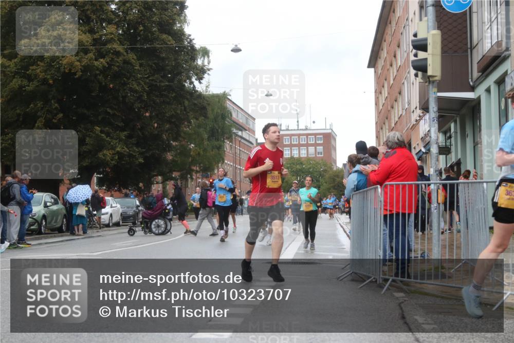 13.09.2026 - Kiel Lauf Markus Tischler http://msf.ph/oto/10323707 13.09.2026 11:00:54 Fleethörn 3513, 4211, 363 meine-sportfotos.de