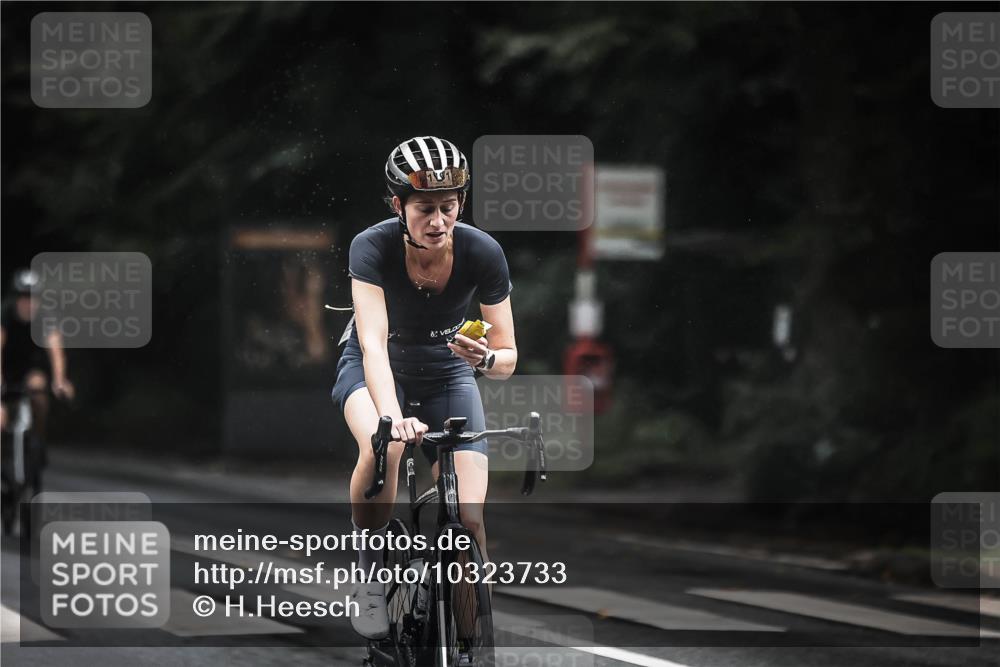 13.09.2026 - Stadtparktriathlon H.Heesch http://msf.ph/oto/10323733 13.09.2026 12:41:07 Radfahren 1160, 1191, 1205, 1241, 1244, 1308 meine-sportfotos.de