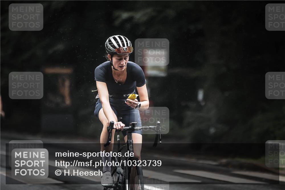 13.09.2026 - Stadtparktriathlon H.Heesch http://msf.ph/oto/10323739 13.09.2026 12:41:07 Radfahren 1160, 1191, 1205, 1241, 1244, 1308 meine-sportfotos.de