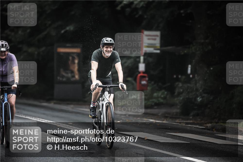 13.09.2026 - Stadtparktriathlon H.Heesch http://msf.ph/oto/10323767 13.09.2026 12:41:08 Radfahren 1160, 1191, 1205, 1241, 1244 meine-sportfotos.de