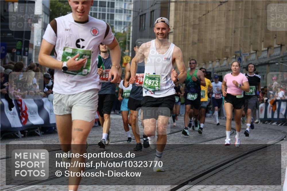 13.09.2026 - 21. swb-Marathon Bremen Strokosch-Dieckow http://msf.ph/oto/10323770 13.09.2026 13:24:52 Ziel 282, 789, 790, 1582, 3375, 3524, 3994, 4000, 5328, 5572, 5668, 5669, 5929, 5953, 6080, 7156, 7568, 8310, 8636, 8784, 8881, 9264, 9541, 9573, 9676, 10069, 10071, 10097, 972, 1080, 1166, 1264, 2322, 2761, 3105, 4091, 4113, 4507, 4918, 4973, 6079, 6360, 6544, 6943, 7409, 7854, 8245, 9073, 9152, 9360 meine-sportfotos.de