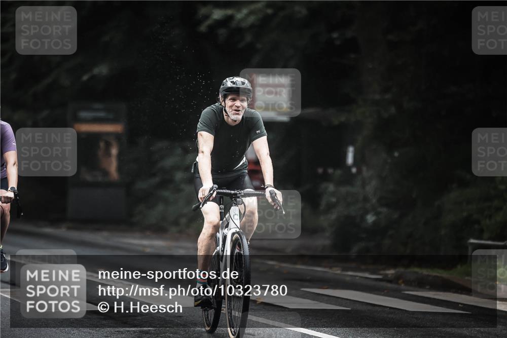 13.09.2026 - Stadtparktriathlon H.Heesch http://msf.ph/oto/10323780 13.09.2026 12:41:08 Radfahren 1160, 1191, 1205, 1241, 1244 meine-sportfotos.de