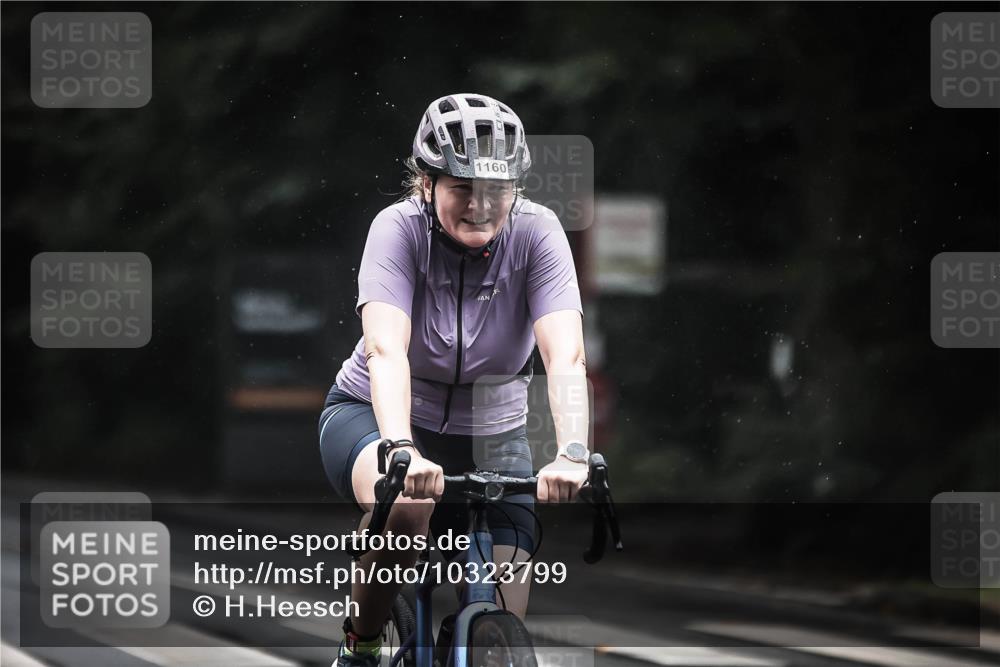 13.09.2026 - Stadtparktriathlon H.Heesch http://msf.ph/oto/10323799 13.09.2026 12:41:10 Radfahren 1160, 1191, 1205, 1241, 1244 meine-sportfotos.de