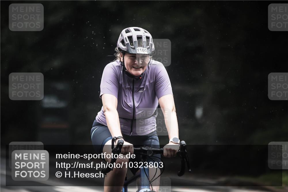 13.09.2026 - Stadtparktriathlon H.Heesch http://msf.ph/oto/10323803 13.09.2026 12:41:10 Radfahren 1160, 1191, 1205, 1241, 1244 meine-sportfotos.de